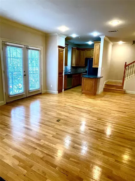 3 bedrooms apartment for rent in Old East Dallas - Ne Dallas, Dallas