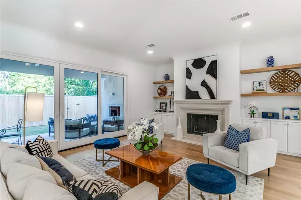 4 bedrooms apartment for rent in Bluffview - Nw Dallas, Dallas