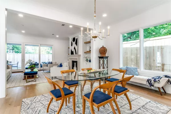 4 bedrooms apartment for rent in Bluffview - Nw Dallas, Dallas