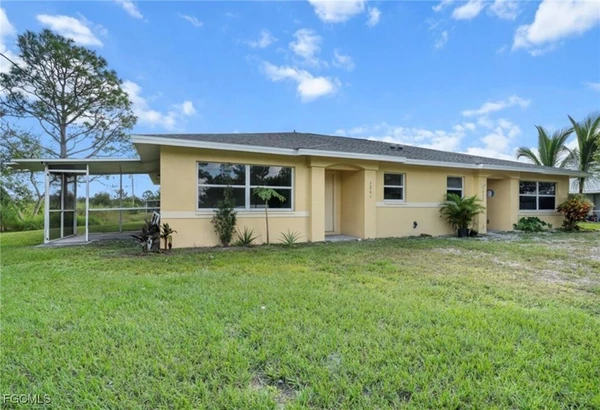 3 bedrooms apartment for rent in Lehigh Acres - Fort Myers, Fort Myers