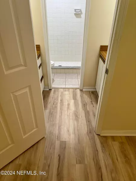 2 bedrooms apartment for rent in Deerwood - Southside, Jacksonville