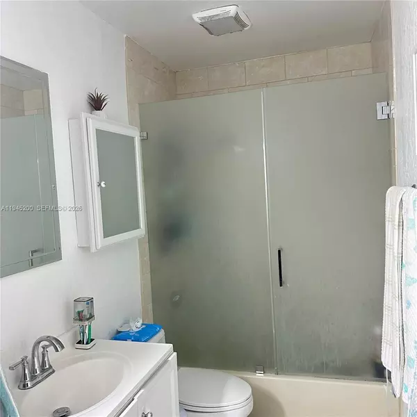 4 bedrooms apartment for rent in Westchester FL - Miami Dade, Miami