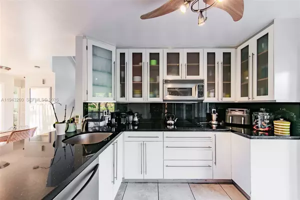 3 bedrooms apartment for rent in Westchester FL - Miami Dade, Miami