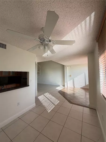 2 bedrooms apartment for rent in The Hammocks - Miami Dade, Miami