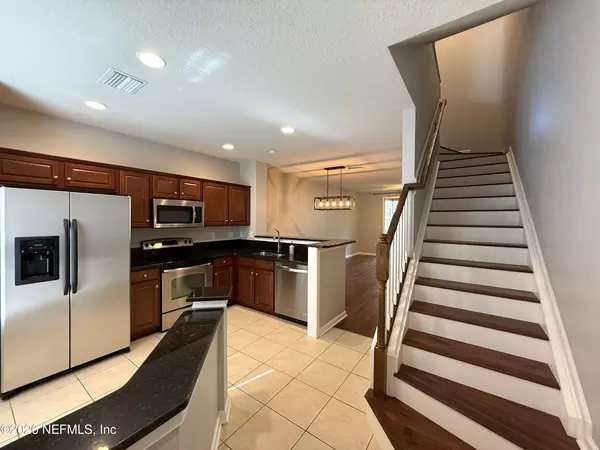 2 bedrooms apartment for rent in Deerwood - Southside, Jacksonville