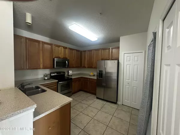 3 bedrooms apartment for rent in Deerwood - Southside, Jacksonville