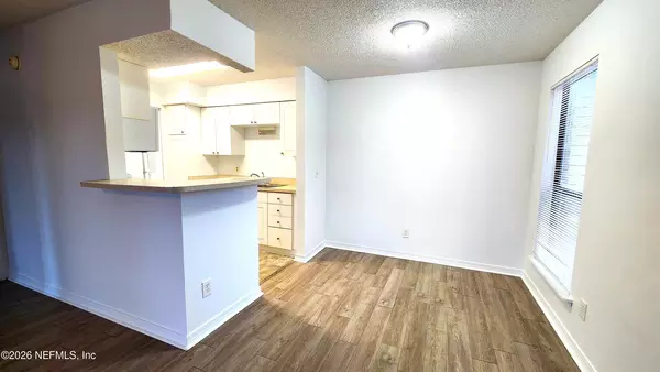 1 bedroom apartment for rent in Deerwood - Southside, Jacksonville