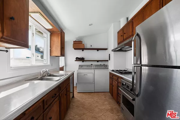 2 bedrooms apartment for rent in Mar Vista - Westside / South Bay, Los Angeles