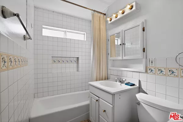 2 bedrooms apartment for rent in Mar Vista - Westside / South Bay, Los Angeles