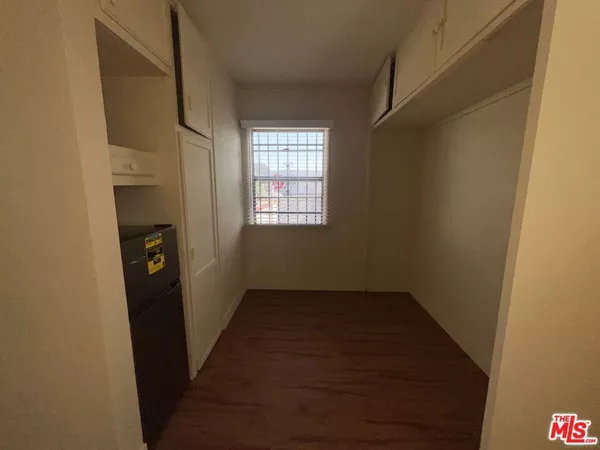 Studio Apartment for rent in Mid Wilshire - Central Los Angeles, Los Angeles