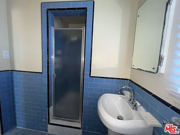 Studio Apartment for rent in Mid Wilshire - Central Los Angeles, Los Angeles