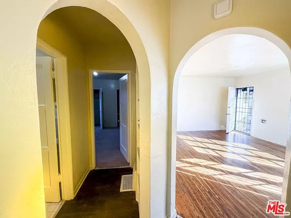 1 bedroom apartment for rent in Mid City - Central Los Angeles, Los Angeles