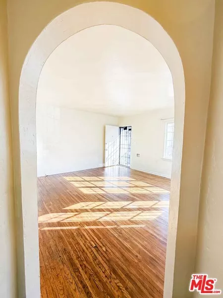 1 bedroom apartment for rent in Mid City - Central Los Angeles, Los Angeles