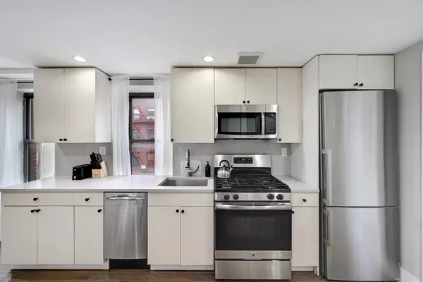 Coliving in East Village - Manhattan, New York