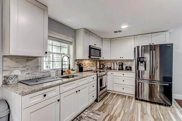 Coliving in College Park JAX - Northside, Jacksonville