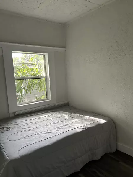 Coliving in Ybor City - Central Tampa, Tampa