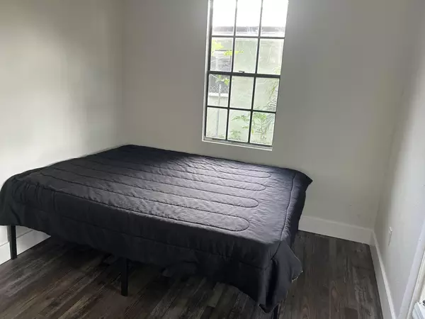 Coliving in Ybor City - Central Tampa, Tampa