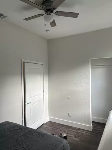 Coliving in Ybor City - Central Tampa, Tampa