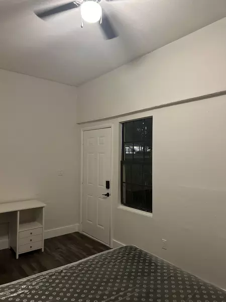 Coliving in Ybor City - Central Tampa, Tampa