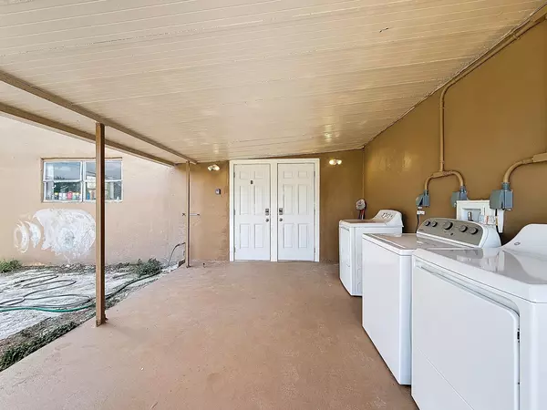 Coliving in West Palm Beach - Palm Beach County, Miami