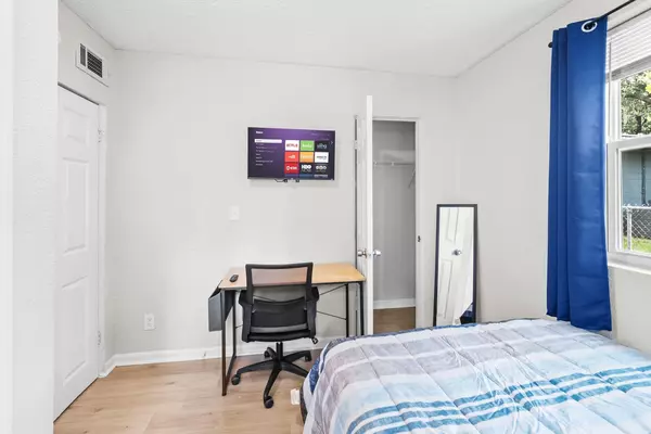 Coliving in Springfield - Downtown JAX, Jacksonville