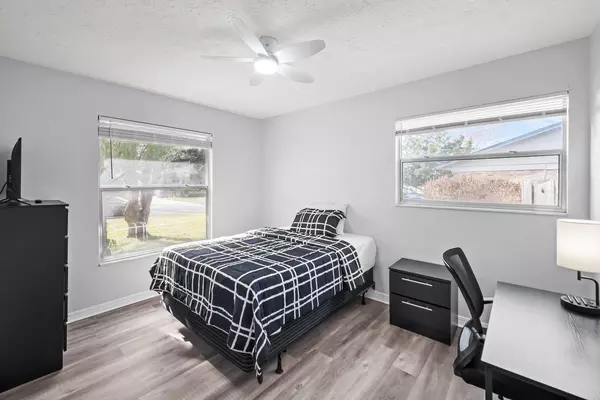 Coliving in Cedar Hills - Westside, Jacksonville