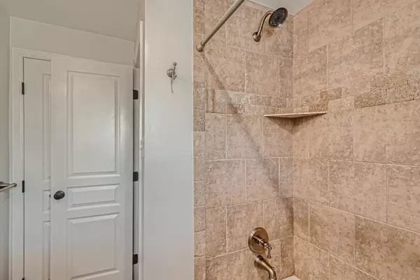 Coliving in Sunnyside - Center Denver, Denver