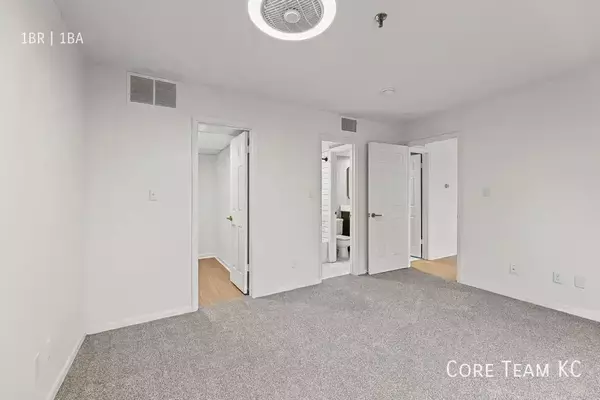 1 bedroom apartment for rent in Country Club Plaza - KCMO, Kansas City