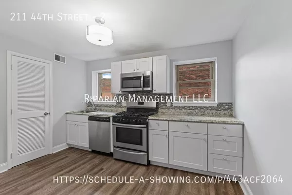 3 bedrooms apartment for rent in Bloomfield - East Pitt, Pittsburgh