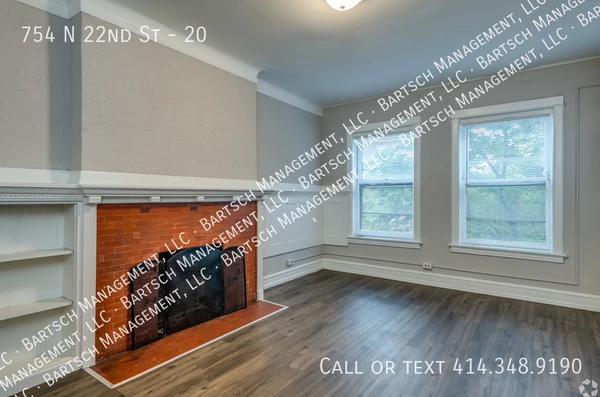 3 bedrooms apartment for rent in Avenues West - Central Mil, Milwaukee