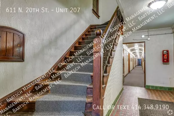 Studio Apartment for rent in Avenues West - Central Mil, Milwaukee