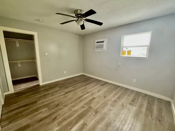 1 bedroom apartment for rent in Gulfgate / Pine Valley - Inner Loop, Houston