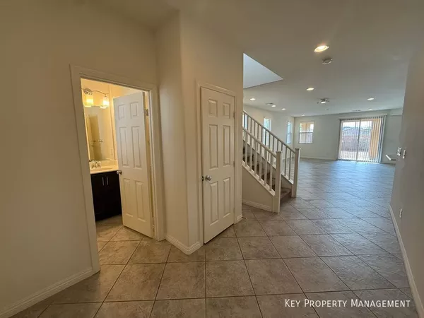 4 bedrooms apartment for rent in Summerlin - Summerlin, Las Vegas