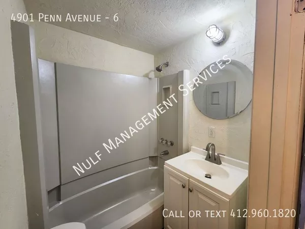 Studio Apartment for rent in Bloomfield - East Pitt, Pittsburgh