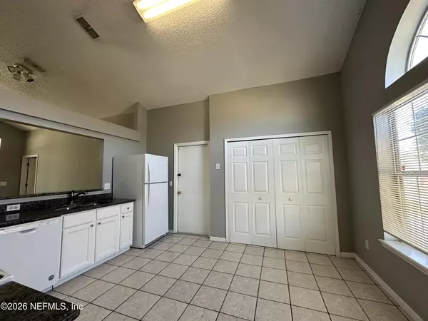 3 bedrooms apartment for rent in Crystal Springs - Westside, Jacksonville