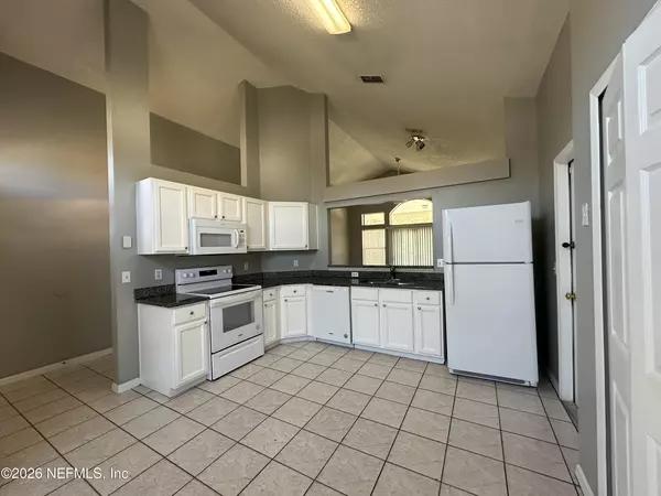 3 bedrooms apartment for rent in Crystal Springs - Westside, Jacksonville