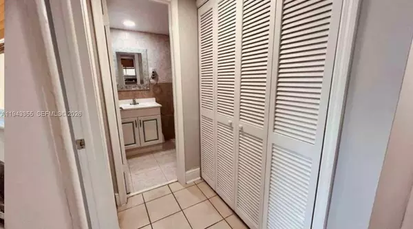 2 bedrooms apartment for rent in Tamiami - Miami Dade, Miami