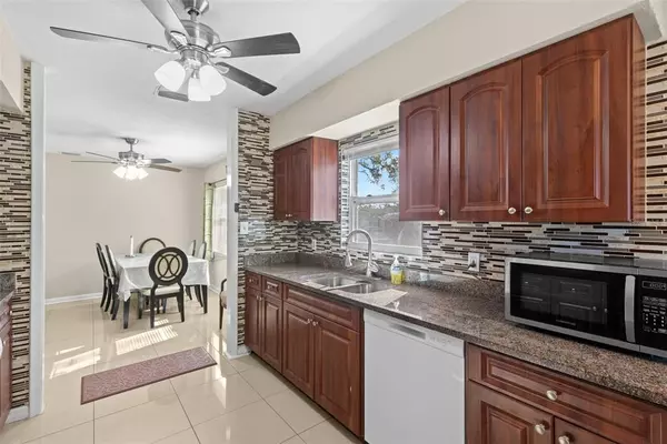 2 bedrooms apartment for rent in University Square - North Tampa, Tampa