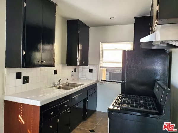 1 bedroom apartment for rent in Arlington Heights - Central Los Angeles, Los Angeles