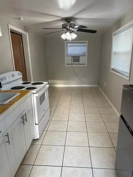 Studio Apartment for rent in College Hill - East Tampa, Tampa