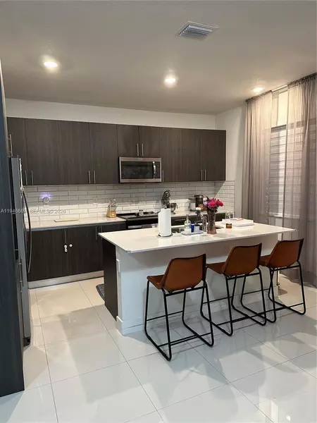 4 bedrooms apartment for rent in Westchester FL - Miami Dade, Miami