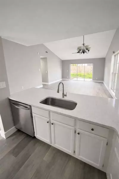 3 bedrooms apartment for rent in Vista East - East Orlando, Orlando