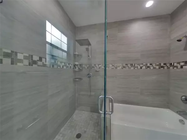 4 bedrooms apartment for rent in Westshore - West Tampa, Tampa