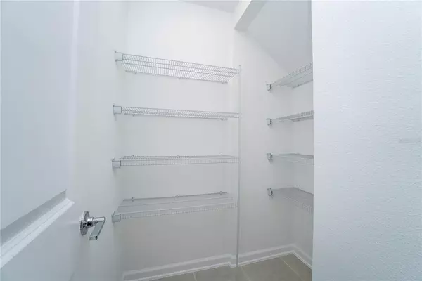 3 bedrooms apartment for rent in Vista East - East Orlando, Orlando