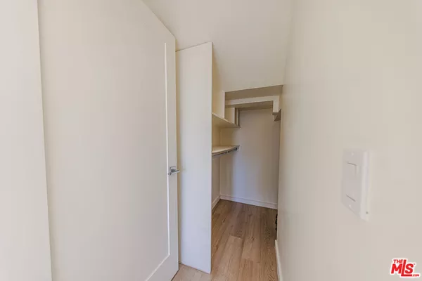 1 bedroom apartment for rent in Mid City - Central Los Angeles, Los Angeles