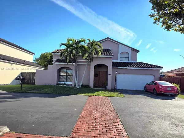 4 bedrooms apartment for rent in Westchester FL - Miami Dade, Miami