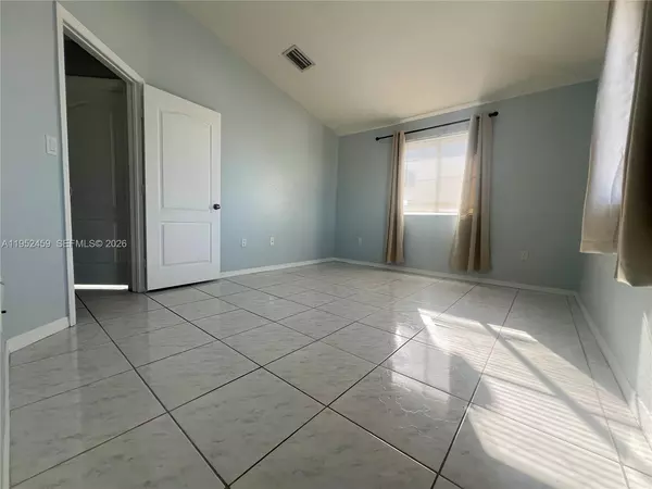 2 bedrooms apartment for rent in Westchester FL - Miami Dade, Miami