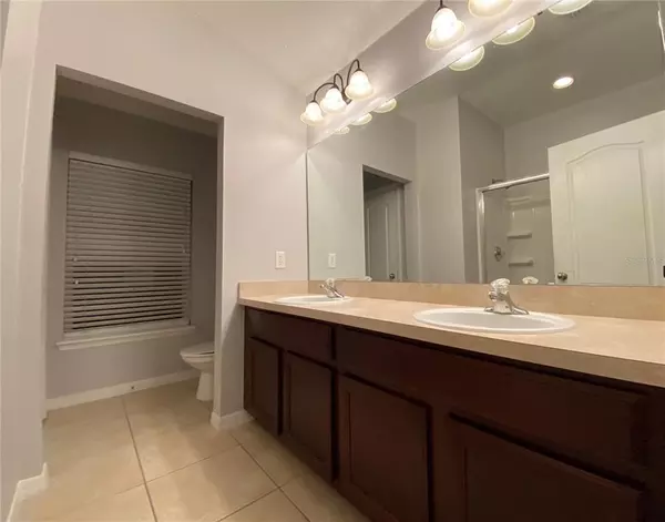 3 bedrooms apartment for rent in Vista East - East Orlando, Orlando