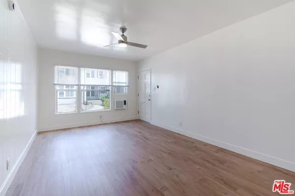 Studio Apartment for rent in Harvard Heights - Central Los Angeles, Los Angeles