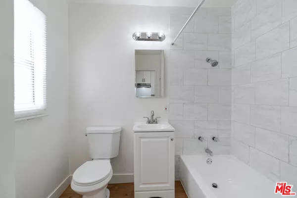 Studio Apartment for rent in Harvard Heights - Central Los Angeles, Los Angeles